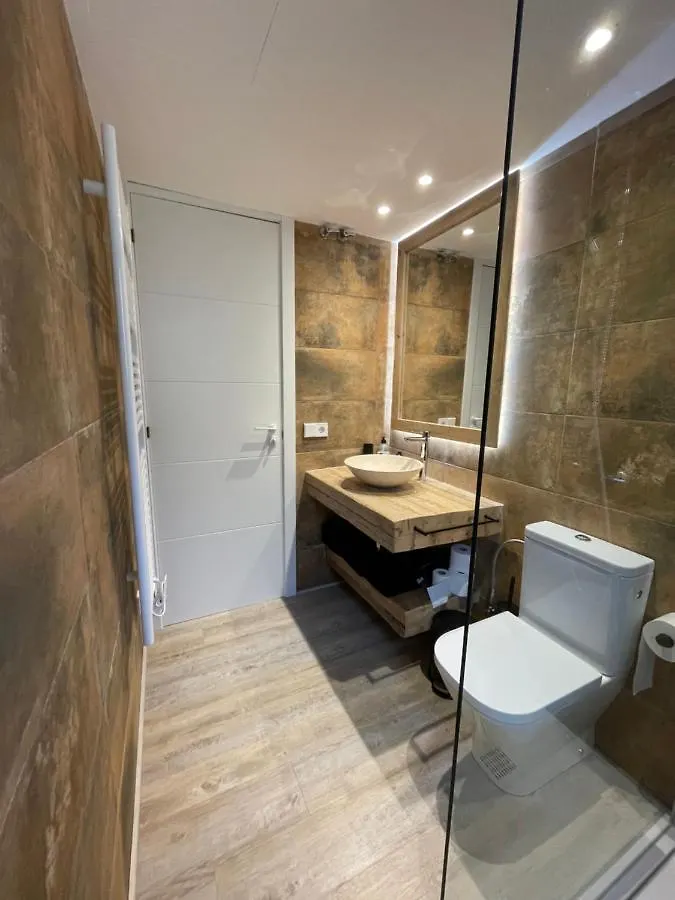 Modern Apartment In The Heart Of Old Town Gerona