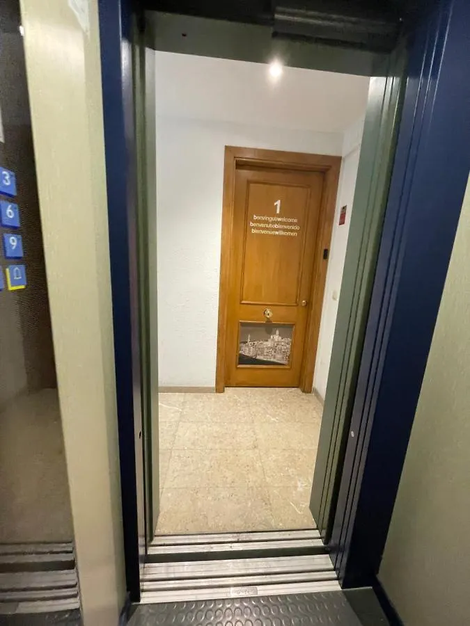 Modern Apartment In The Heart Of Old Town Gerona