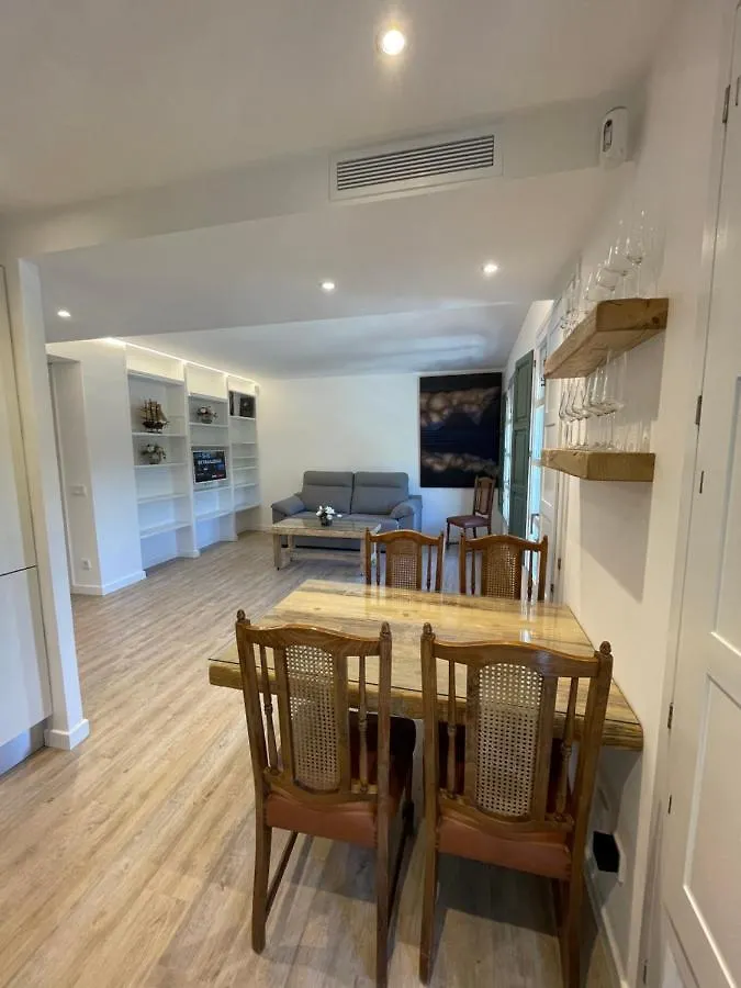 Modern Apartment In The Heart Of Old Town Gerona